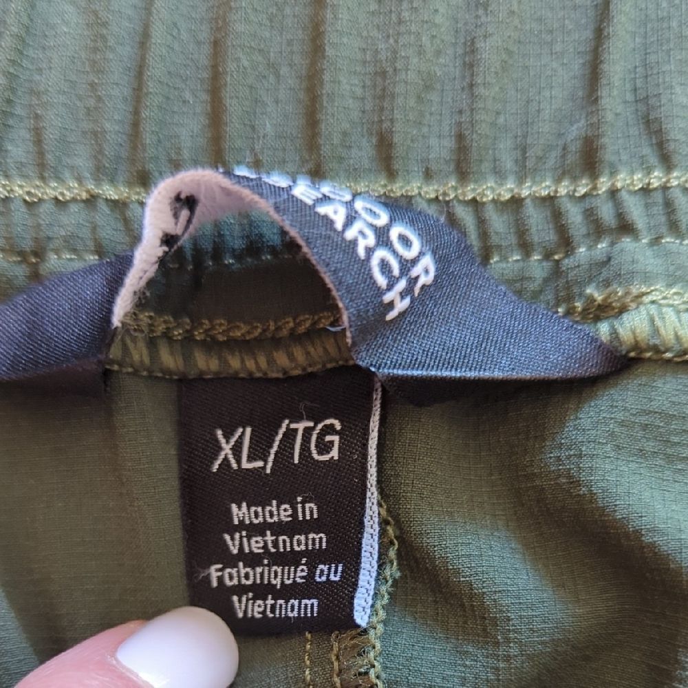 Women's Outdoor Research Ferrosi Transit Dark Green Ankle Pants - Picture 6 of 8